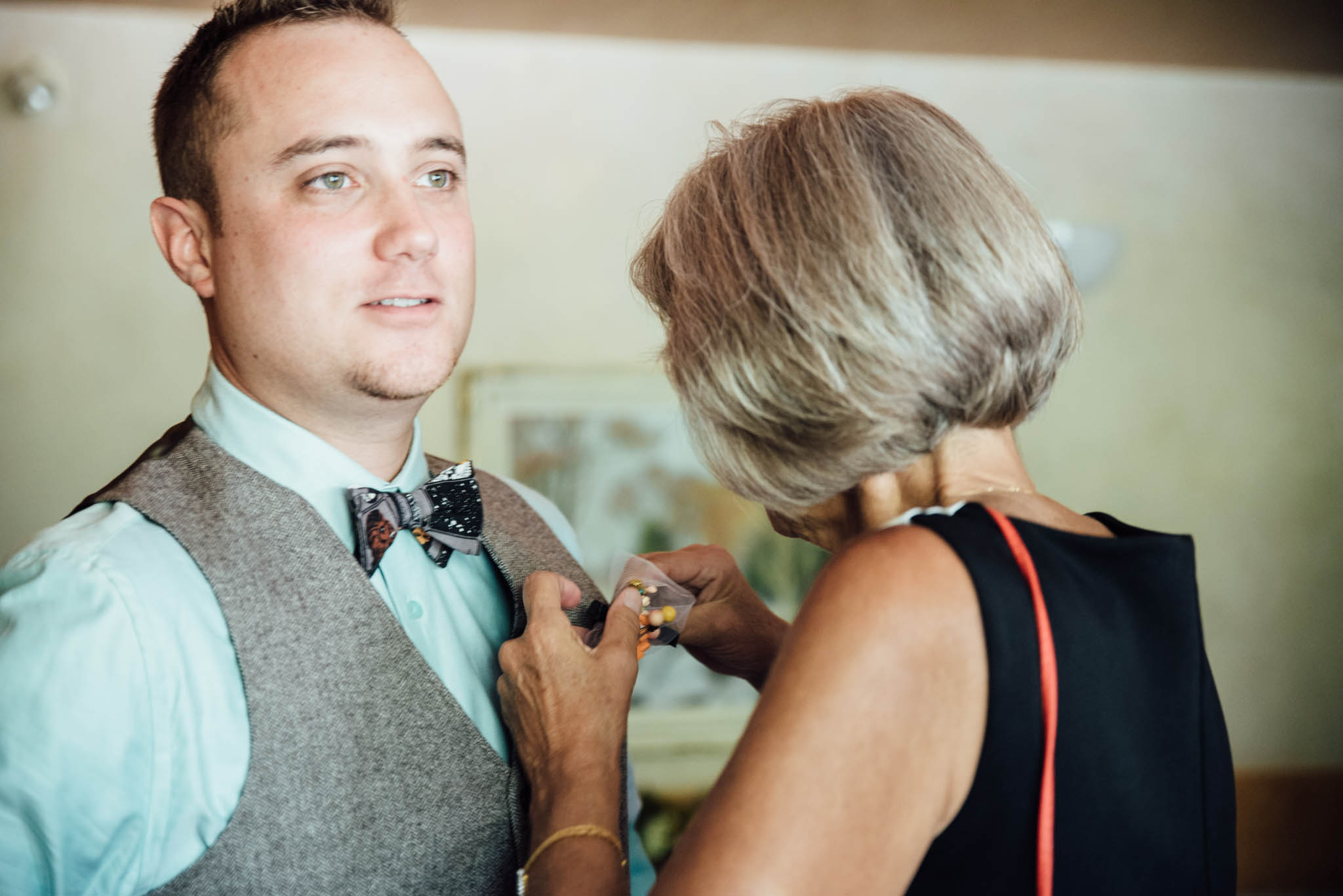 Peter-Bendevis-Photography-Joe-Chantelle-Backyard-Farm-Wedding-Kitchener12