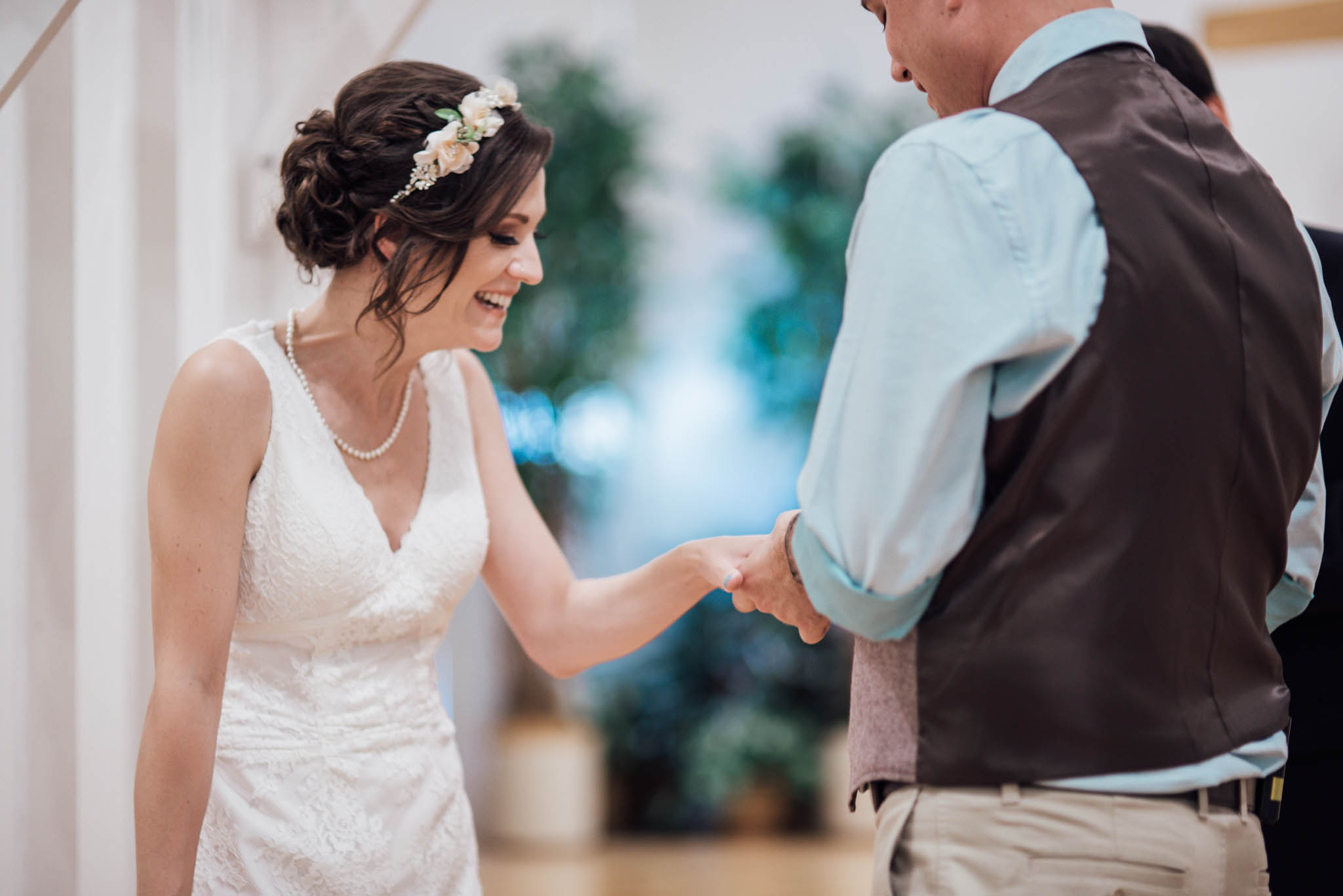 Peter-Bendevis-Photography-Joe-Chantelle-Backyard-Farm-Wedding-Kitchener13