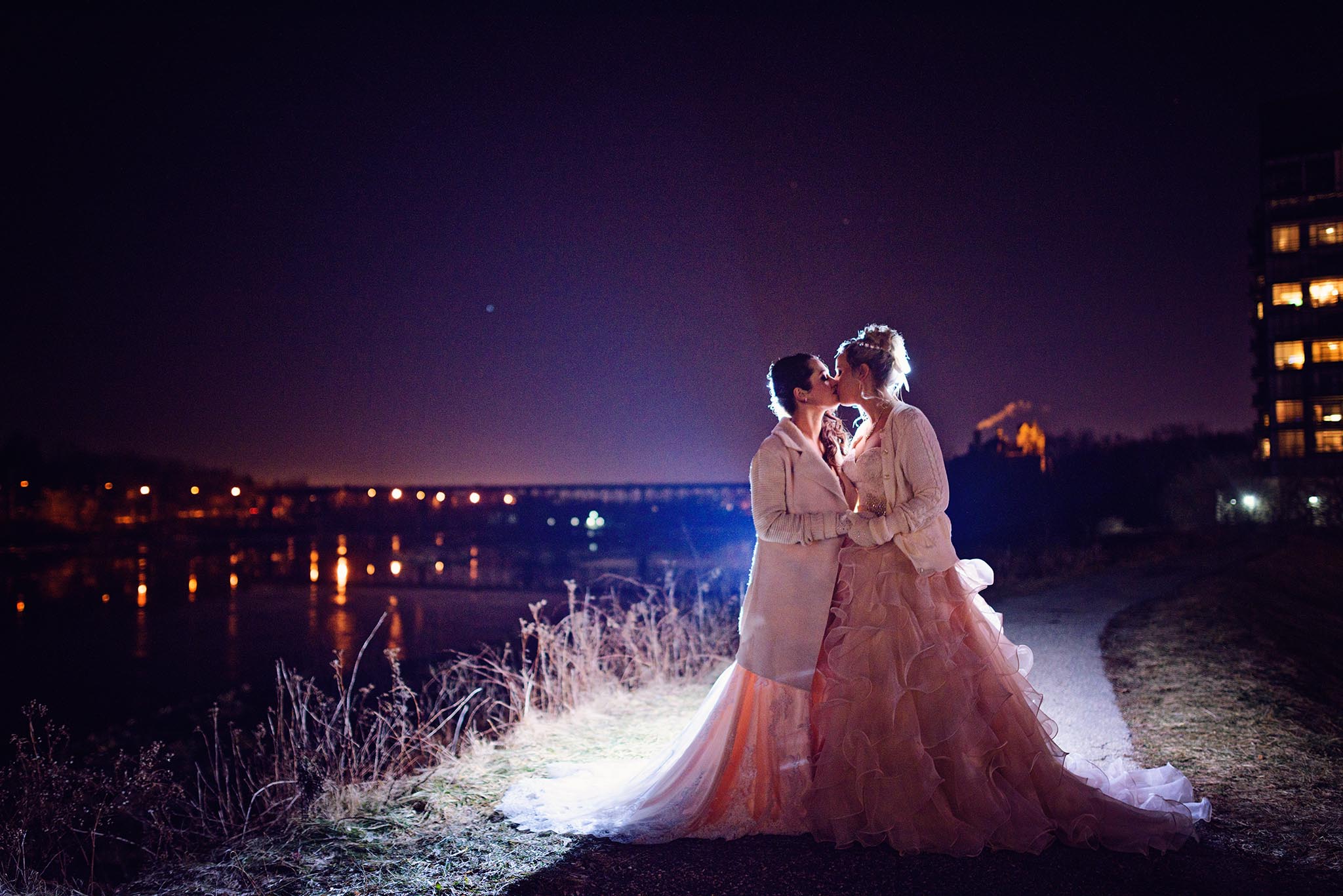 Peter-Bendevis-Photography-Kris-Laura-Cambridge-Mill-Winter-Wedding25